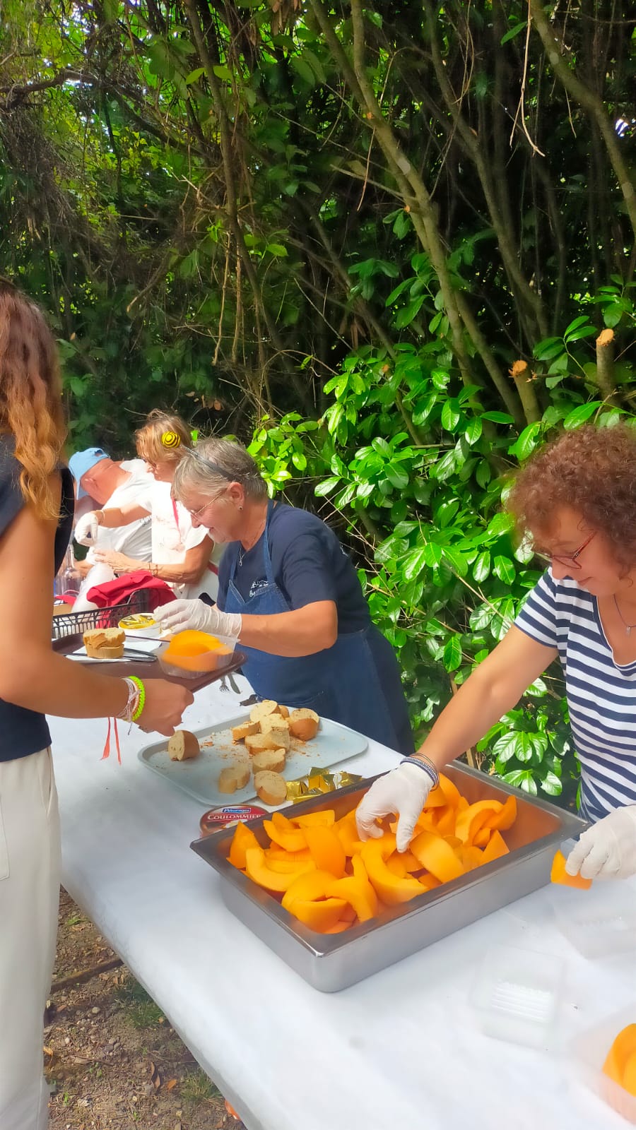 Aide à la préparation d'un repas associatif